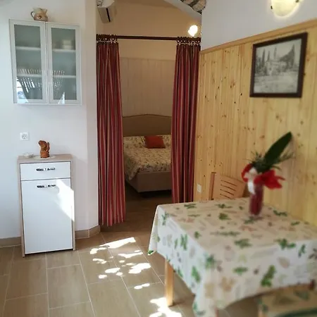Apartments Val Mari - Laguna Rovinj Exterior photo